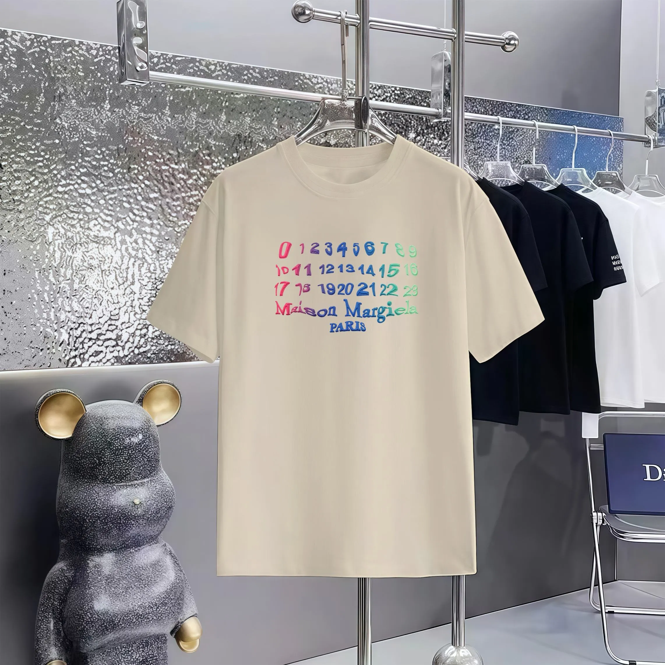 Maison 1:1 300 1×1 Same Style logo OXS 200 ：Black，White， ，Red， Gray Size：XS-L